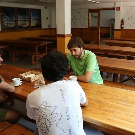 Ribals Hostal *